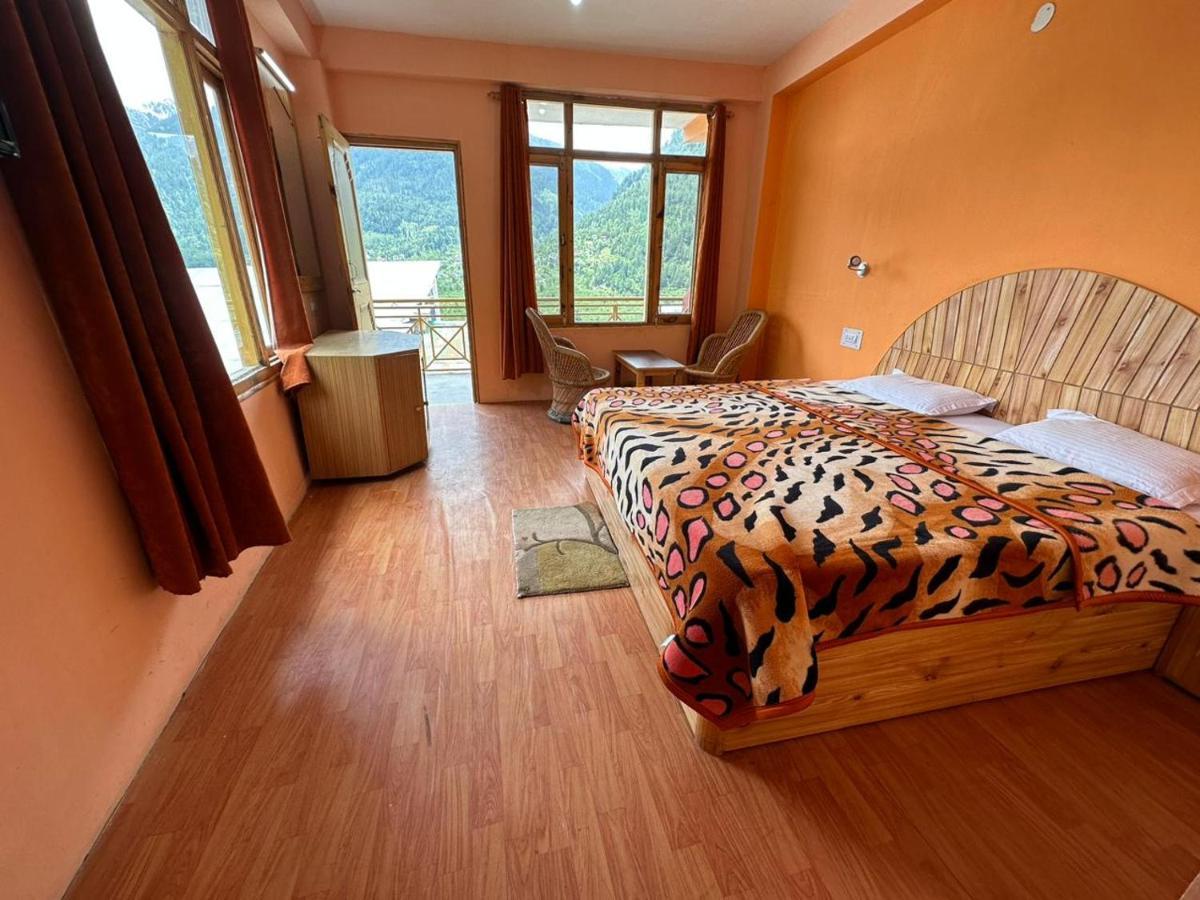 Rasta Cafe And Lodge Manali  Exterior photo